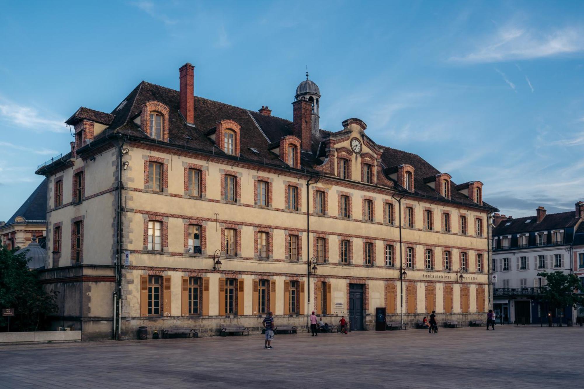 Le Clocher Du Chateau Fontainebleau Luaran gambar